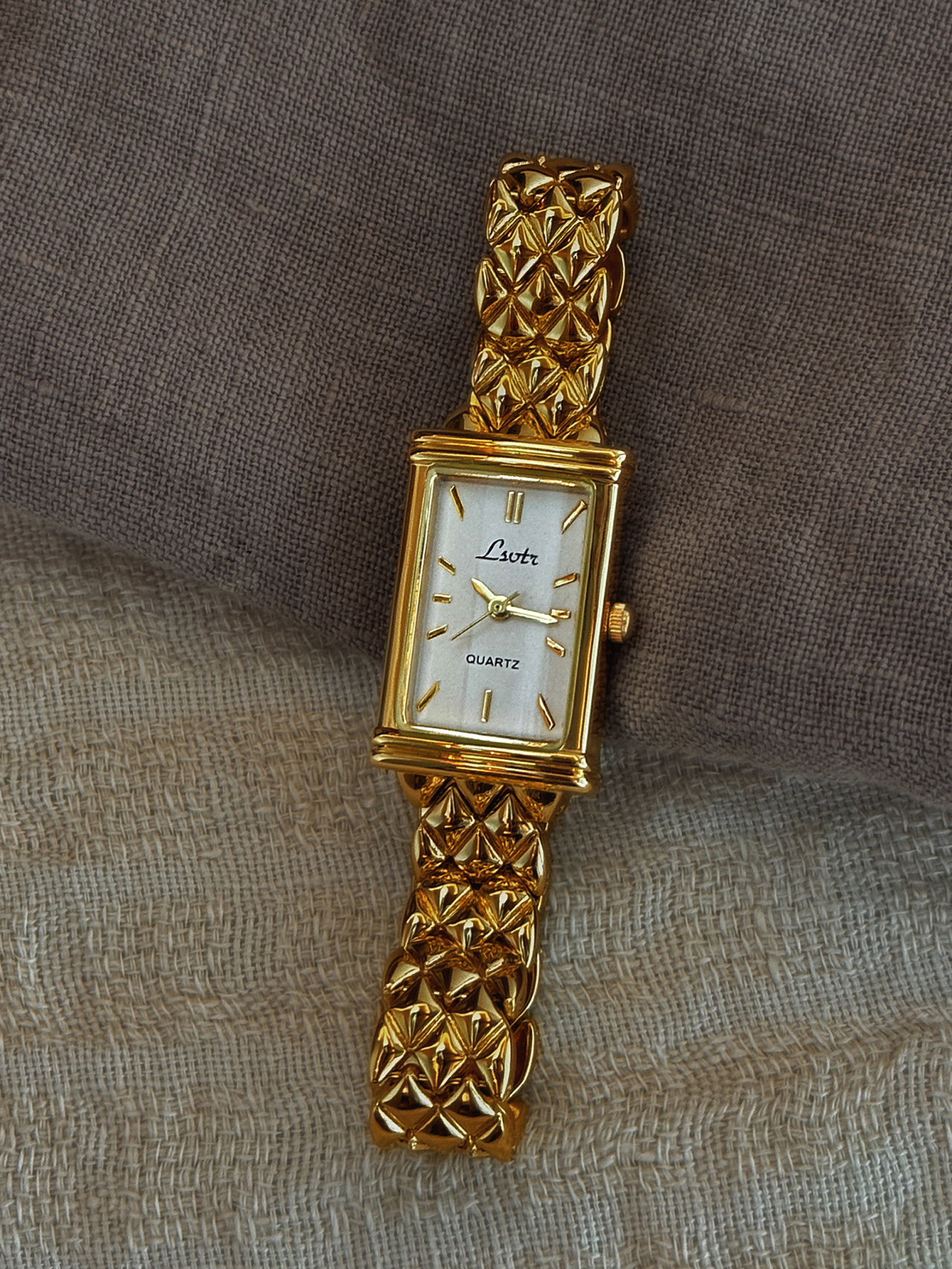 1 New Gold-Colored French High - Luxury Watch Life recensie en prijs