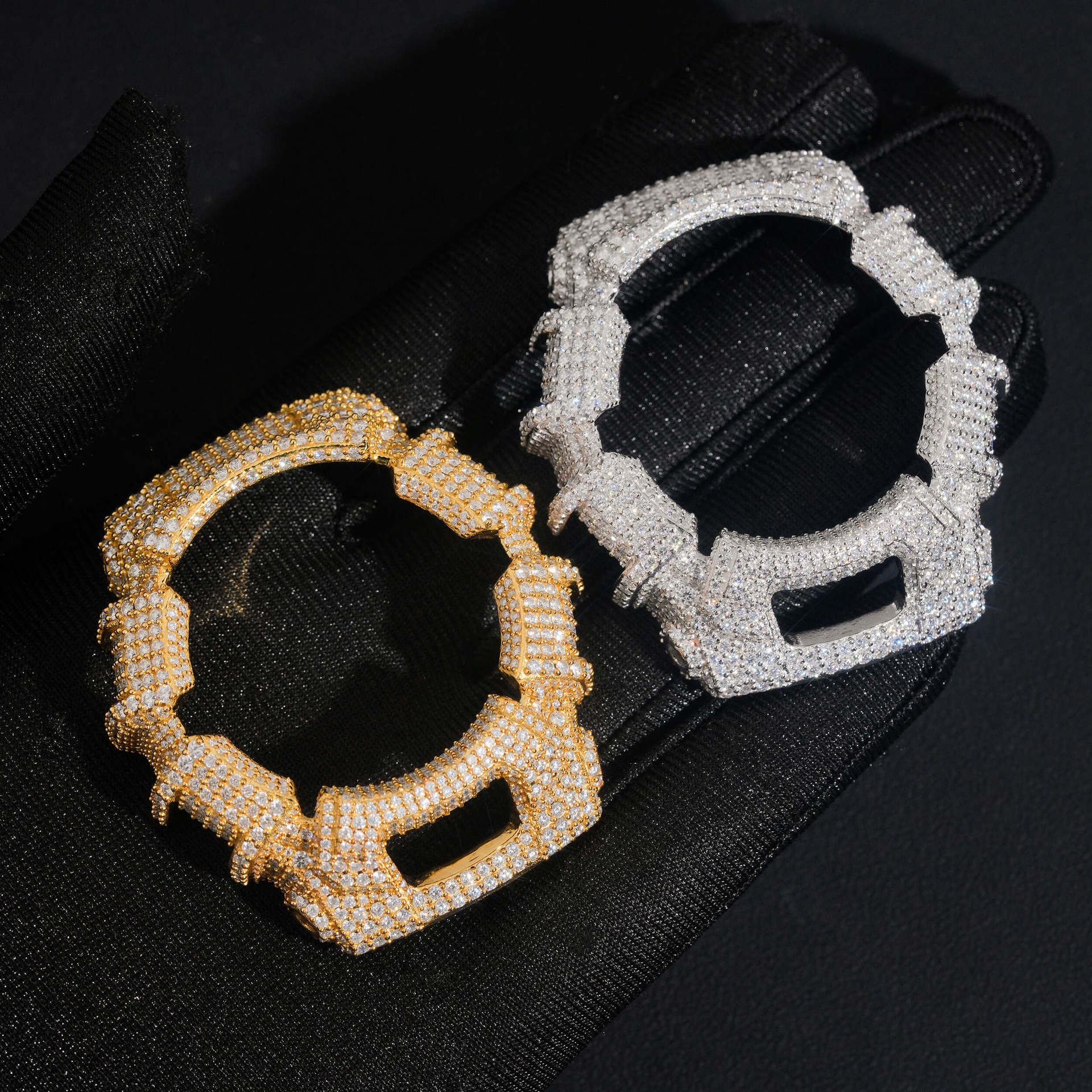 Iced-Out G-Shock Watch Case by - Luxury Watch Level recensie en prijs