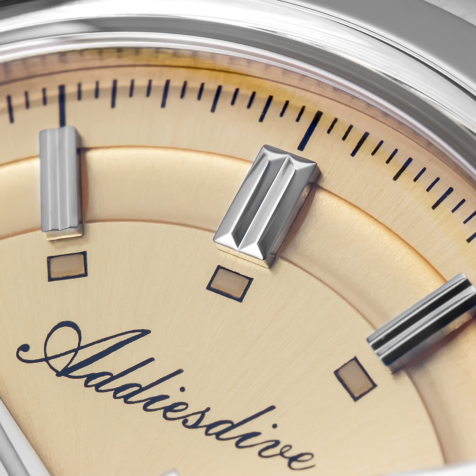 ADDIESDIVE Super Luminous Japa - Luxury Watch Box recensie en prijs