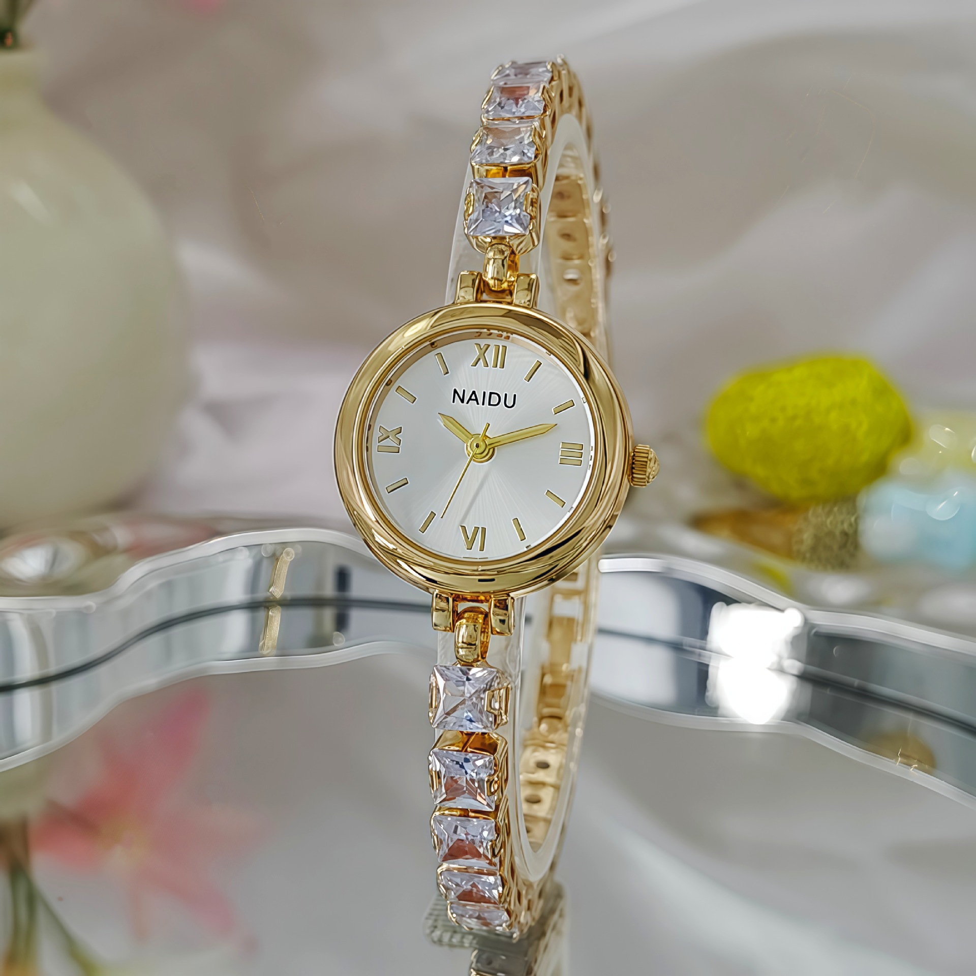 New Fashion Diamond-encrusted  - Luxury Watch Level recensie en prijs