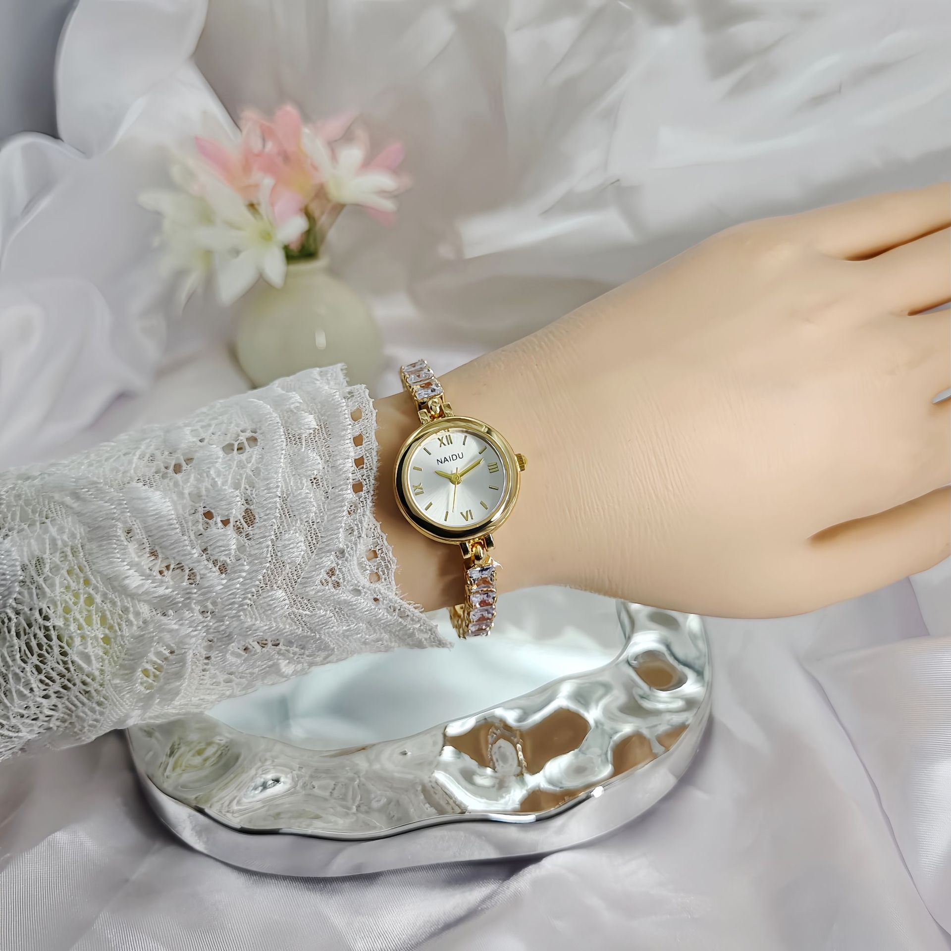 New Fashion Diamond-encrusted  - Luxury Watch Level recensie en prijs