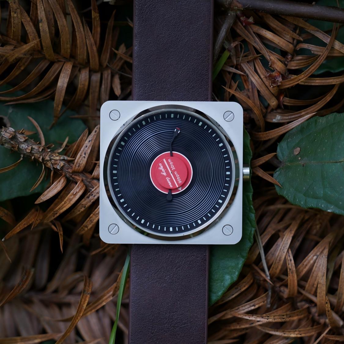 SKU Vinyl Record Quartz watch  - Luxury Watch Design recensie en prijs